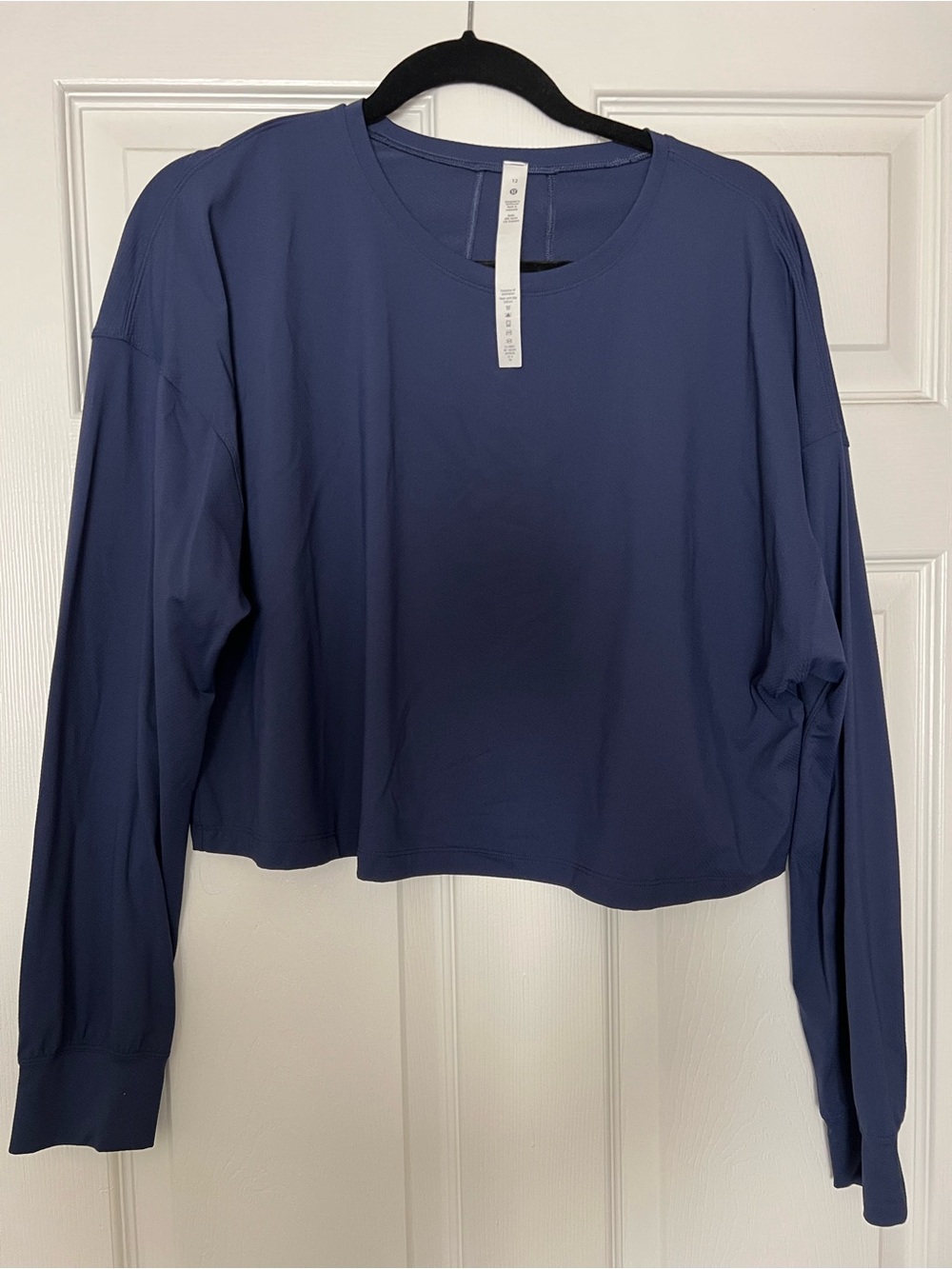 lululemon athletica Navy Long-Sleeve Cropped Tee